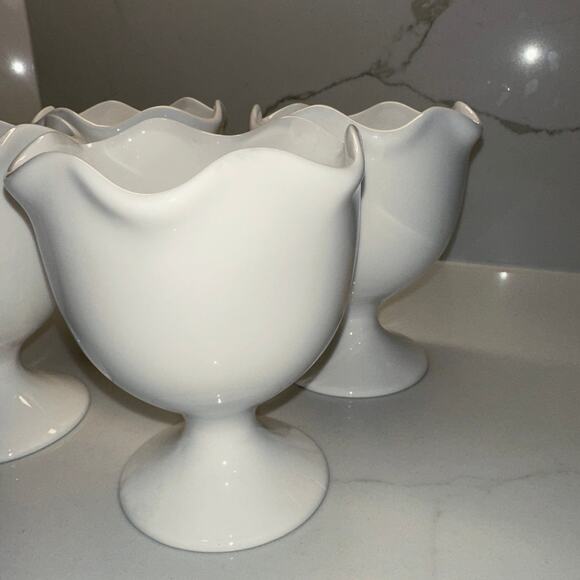 Vintage Set of 4 Porcelain Ice Cream Cups Una Porcelain by Norpro Tulip Dessert - Picture 4 of 6